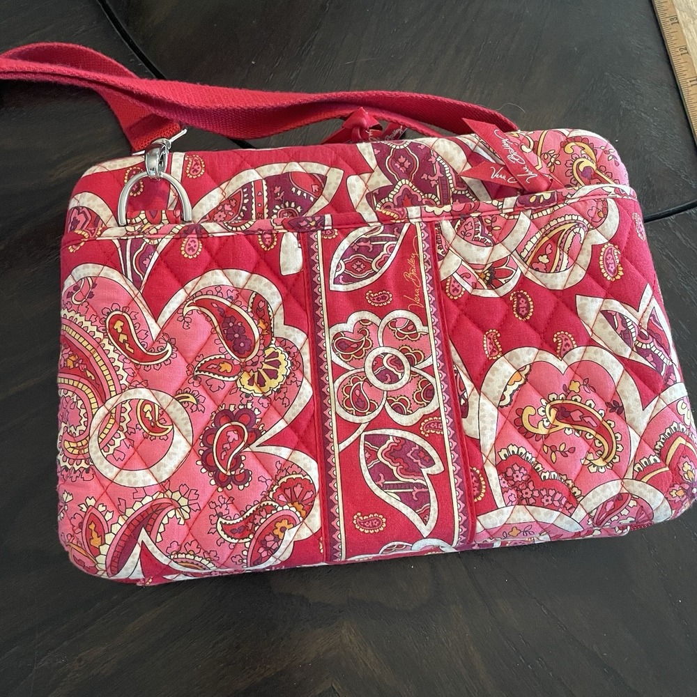Vera Bradley Laptop Case One ipad pink Quilted Paisley Crossbody